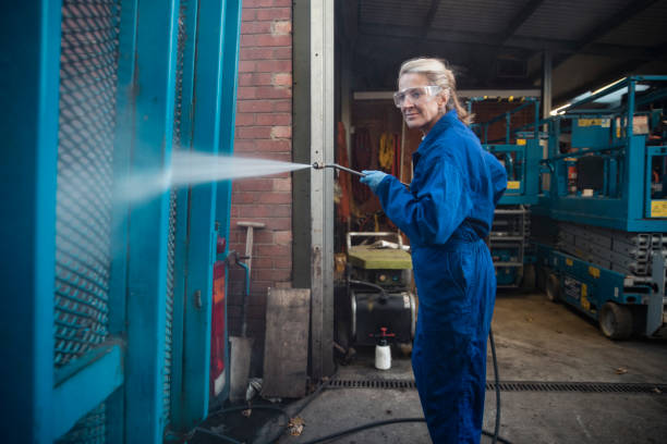 Best Window and Screen Pressure Cleaning in Montrose, MN